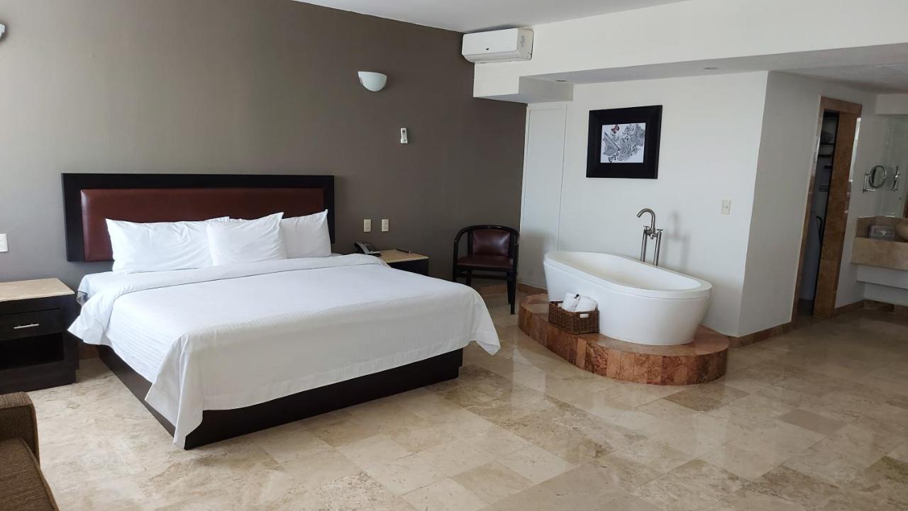 ᐉ REAL DE MINAS BUSINESS CLASS HOTEL ⋆⋆⋆⋆ ( LEON, MEXICO ) REAL PHOTOS &  GREAT DEALS